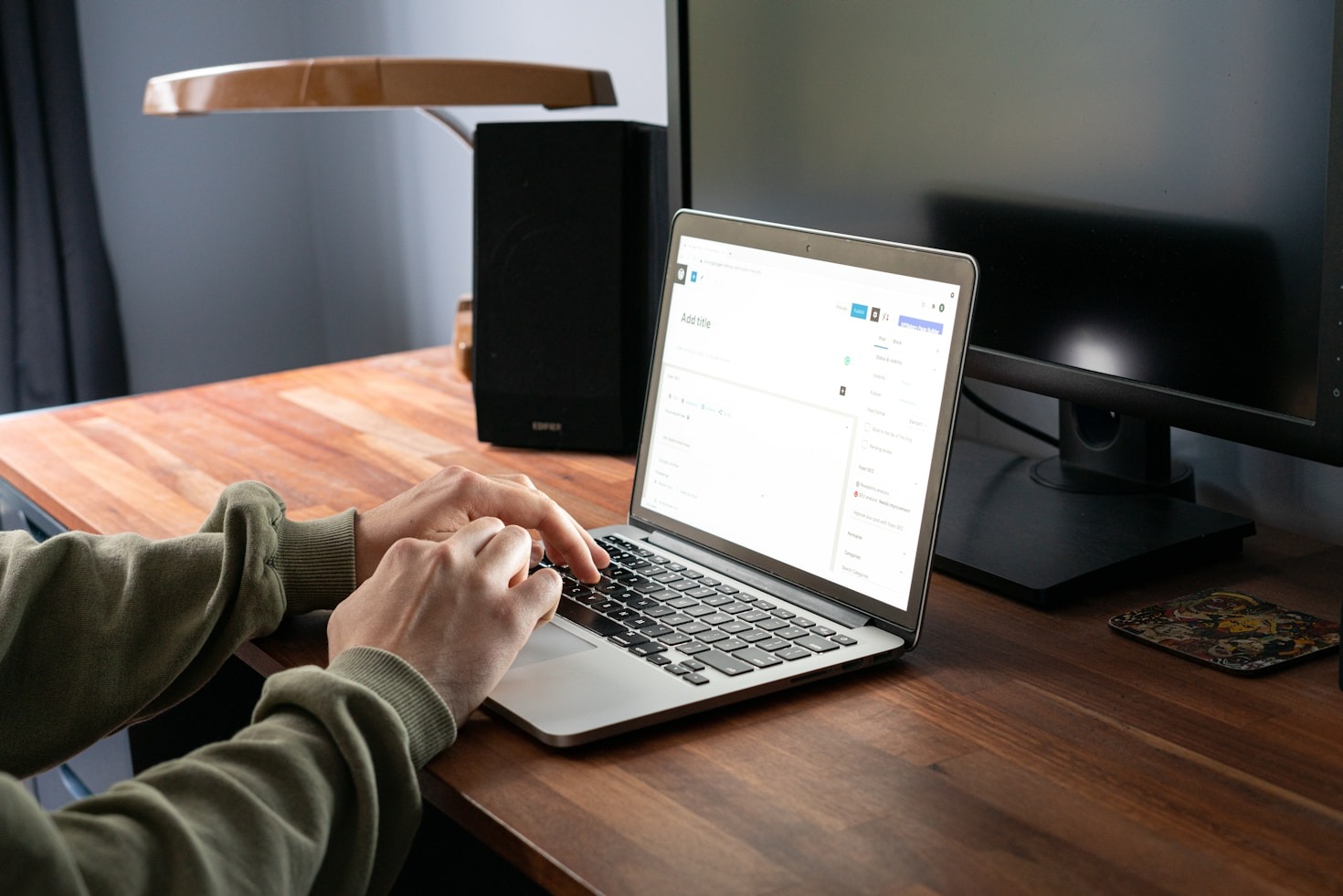 Turning Everyday Experiences Into Inspiring Articles